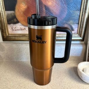 SALE🚨 Limited Edition 30 oz Copper Stanley